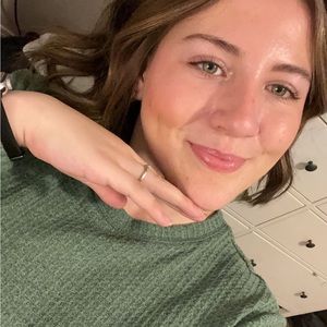 Meet your Posher, Amelia